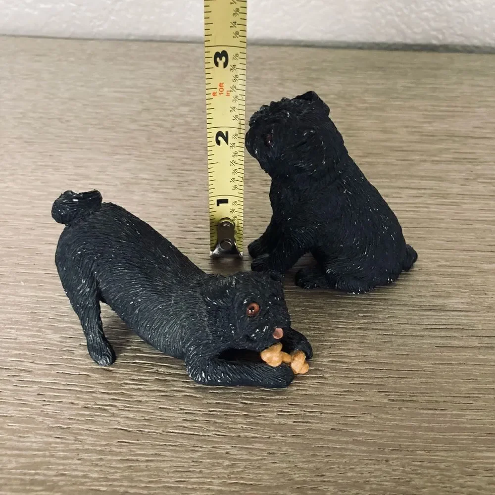 2-pc Winking Pug Dog Decor Figurines